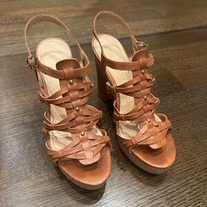 Ivanka Trump wedges size 6.5